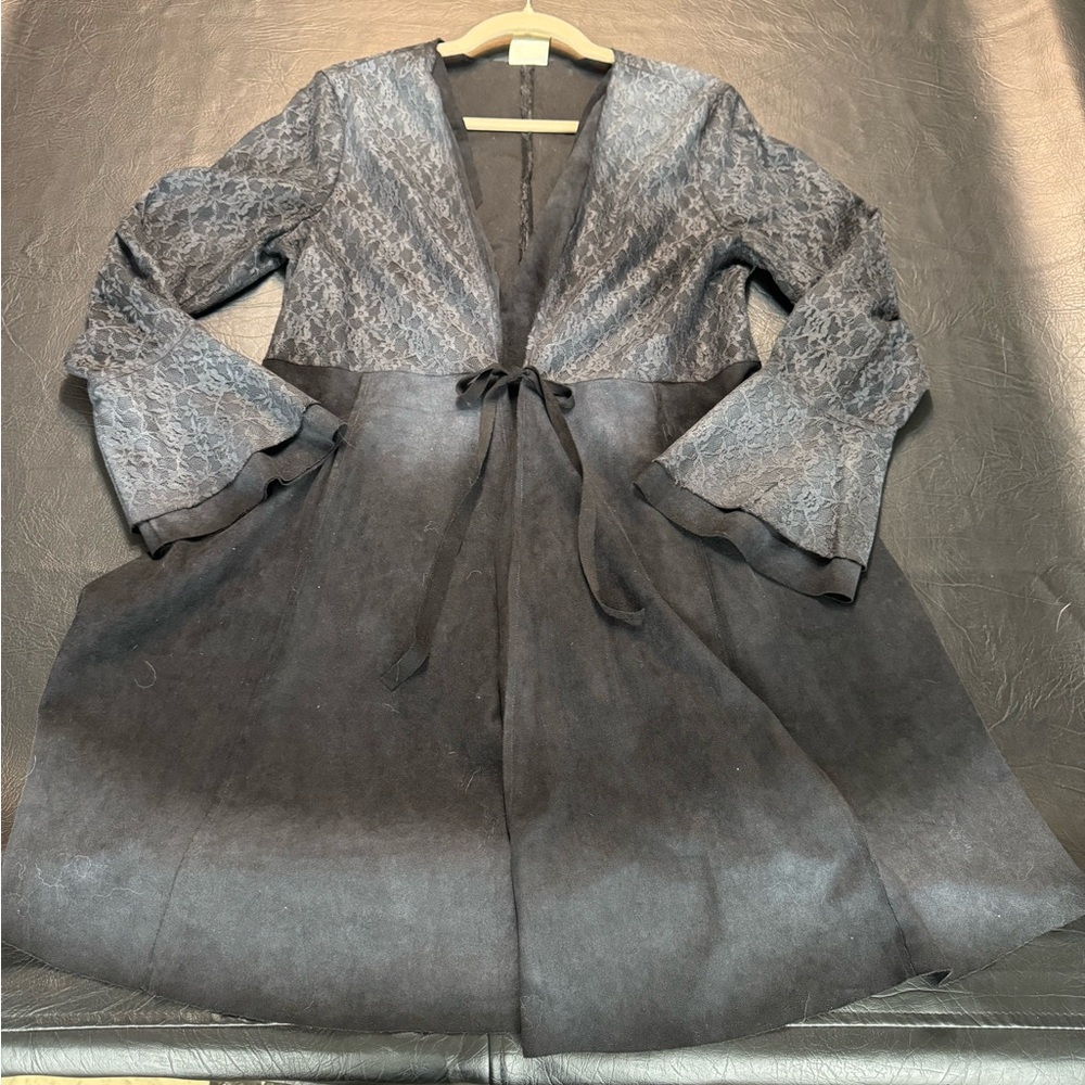 Vocal Black Gothic Lace Duster – Size Medium